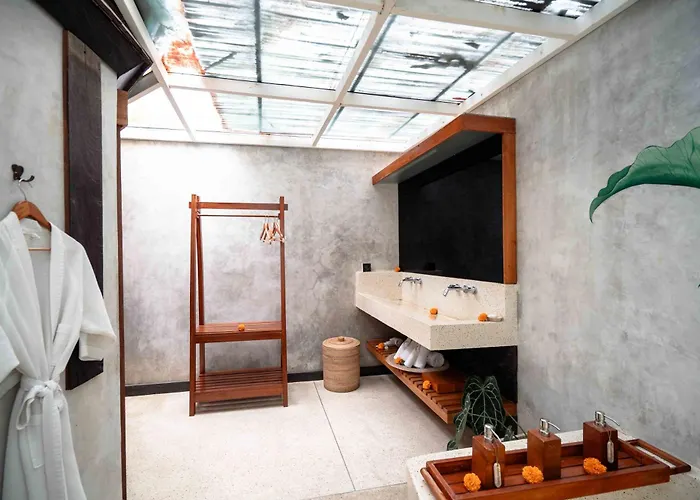 The Sender Pool Villa *